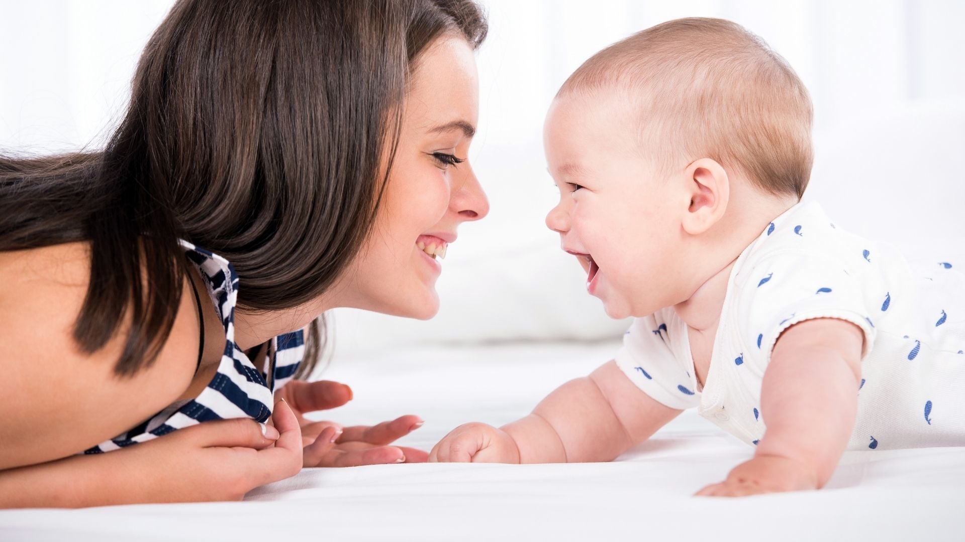 Wann können Babys kopf halten?